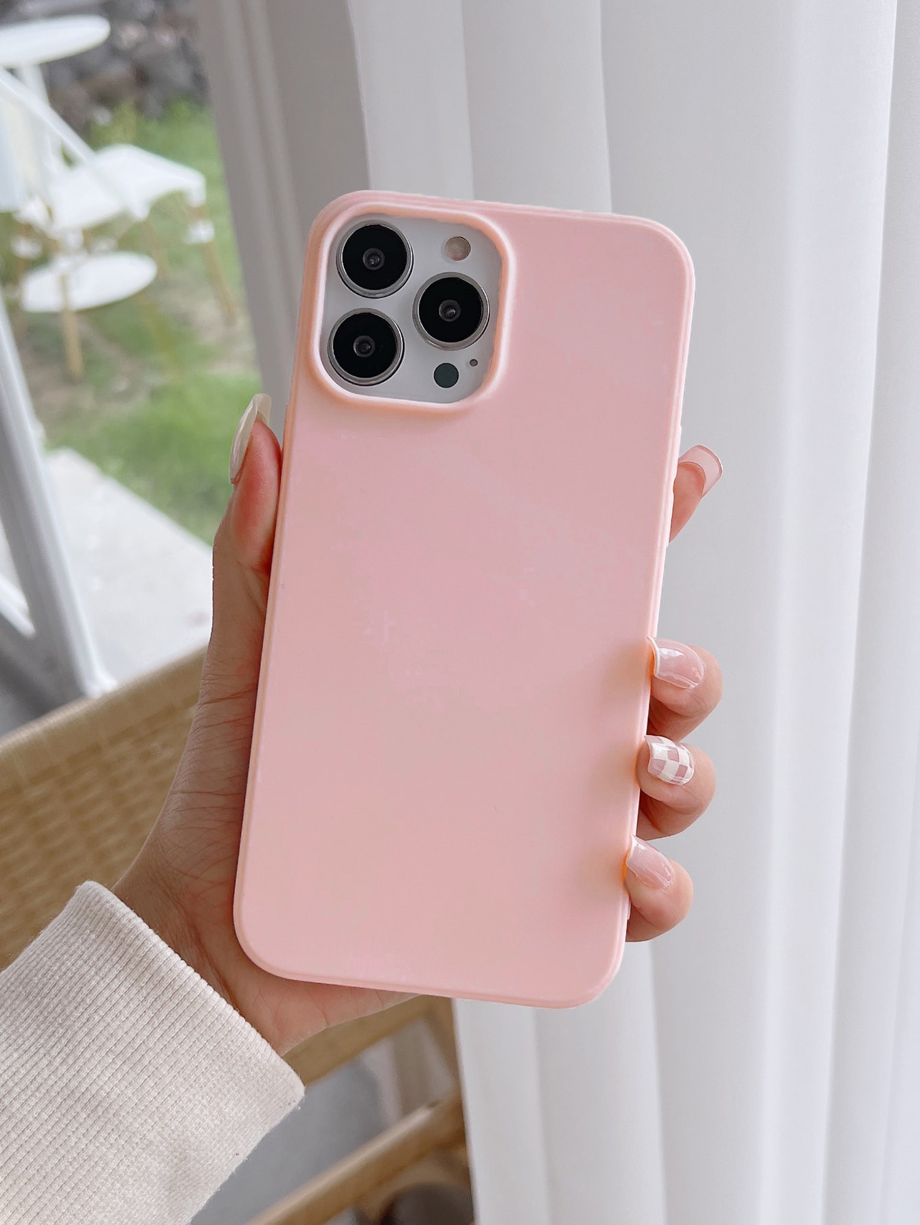 Solid Phone Case | SHEIN