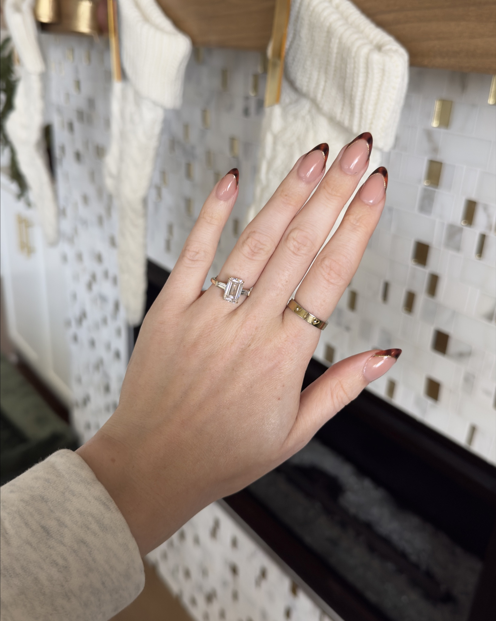 Adorable tortoiseshell press on nails 💅🏼  Fall press on nails, winter press on nails, press on nail into, press on nail ideas, fall nail inspo, thanksgiving nail inspo, thanksgiving nail ideas 


#LTKootd #LTKgrwm #LTKBeauty