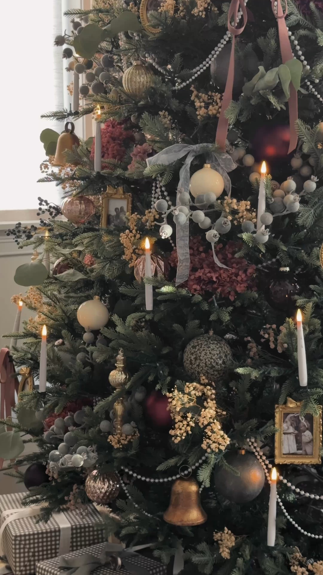 Our Christmas tree 🎄

#LTKHoliday #LTKHome