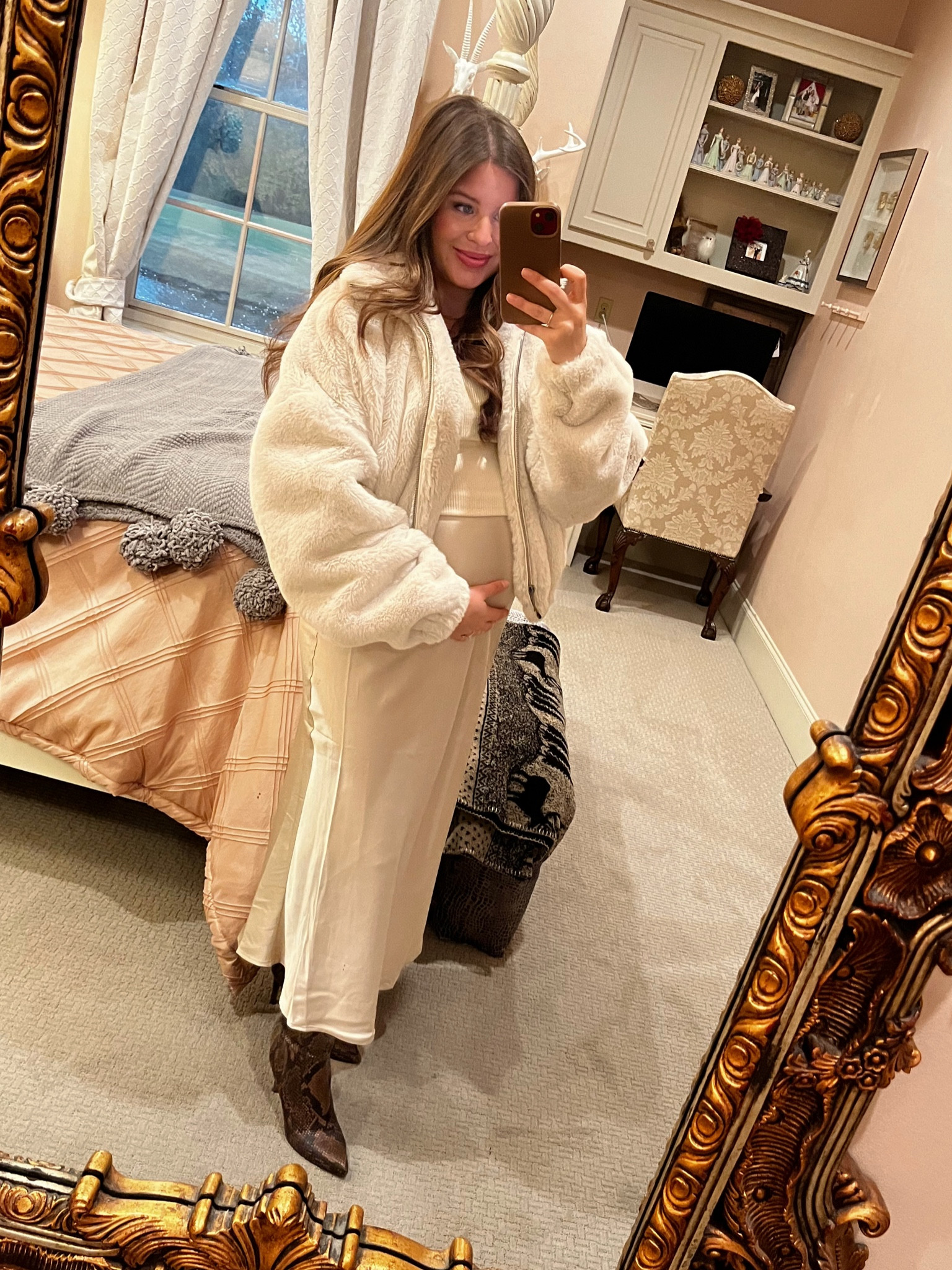 Another way to style the satin midi skirt from Amazon for the holidays❄️

Satin midi. Champagne skirt. Ribbed tank top. Cream bomber jacket. Brown and black snakeskin boots. Holiday outfit. Christmas outfit. Bump friendly. Pregnancy. Christmas party. Holiday party. Maternity

#LTKHoliday #LTKbump #LTKfindsunder100