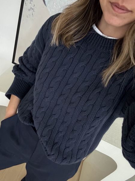 Really love this j.crew cableknit sweater. Thick details. More of a cropped fit so pair well with high rise bottoms. 

J.crew sweater xs
J.crew Sydney trousers regular 0
J.crew flats 5
J.crew tote
Celine sunglasses. 

#LTKshoecrush #LTKitbag
