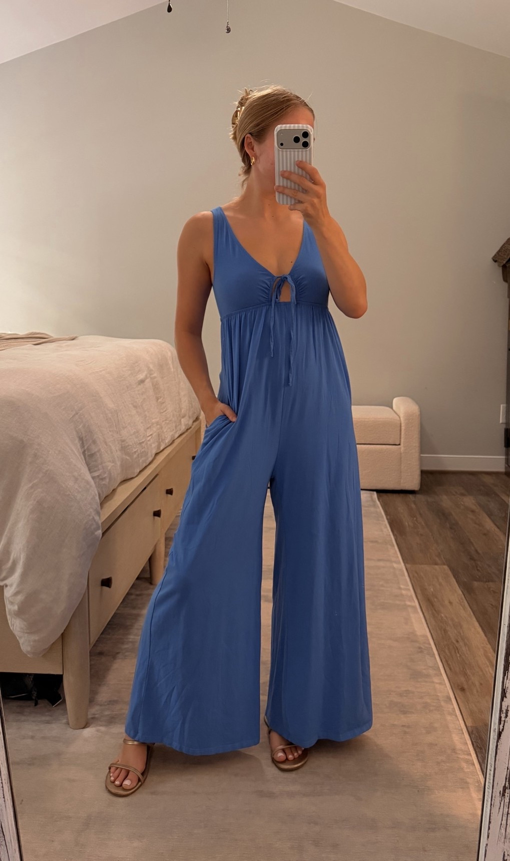 Another cozy Amazon jumpsuit! 

Vacation outfit 
Travel outfit 
Amazon fashion 
Amazon finds 
Fp inspired 
Travel outfit 
Athleisure 
Mom outfit 
Mom travel outfit 
Toddler mom outfit
Jumpsuit 
Cute and casual 
Mom outfit 
Amazon fashion 
Fashion finds 
Summer fashion 
Summer trends 
Romper 
Easy outfit 

https://liketk.it/6eYtZ

https://liketk.it/6fJpB

#LTKSaleAlert #LTKTravel #LTKmomlife #LTKootd #LTKSaleAlert #LTKTravel #LTKootd #LTKdayinmylife #LTKSaleAlert