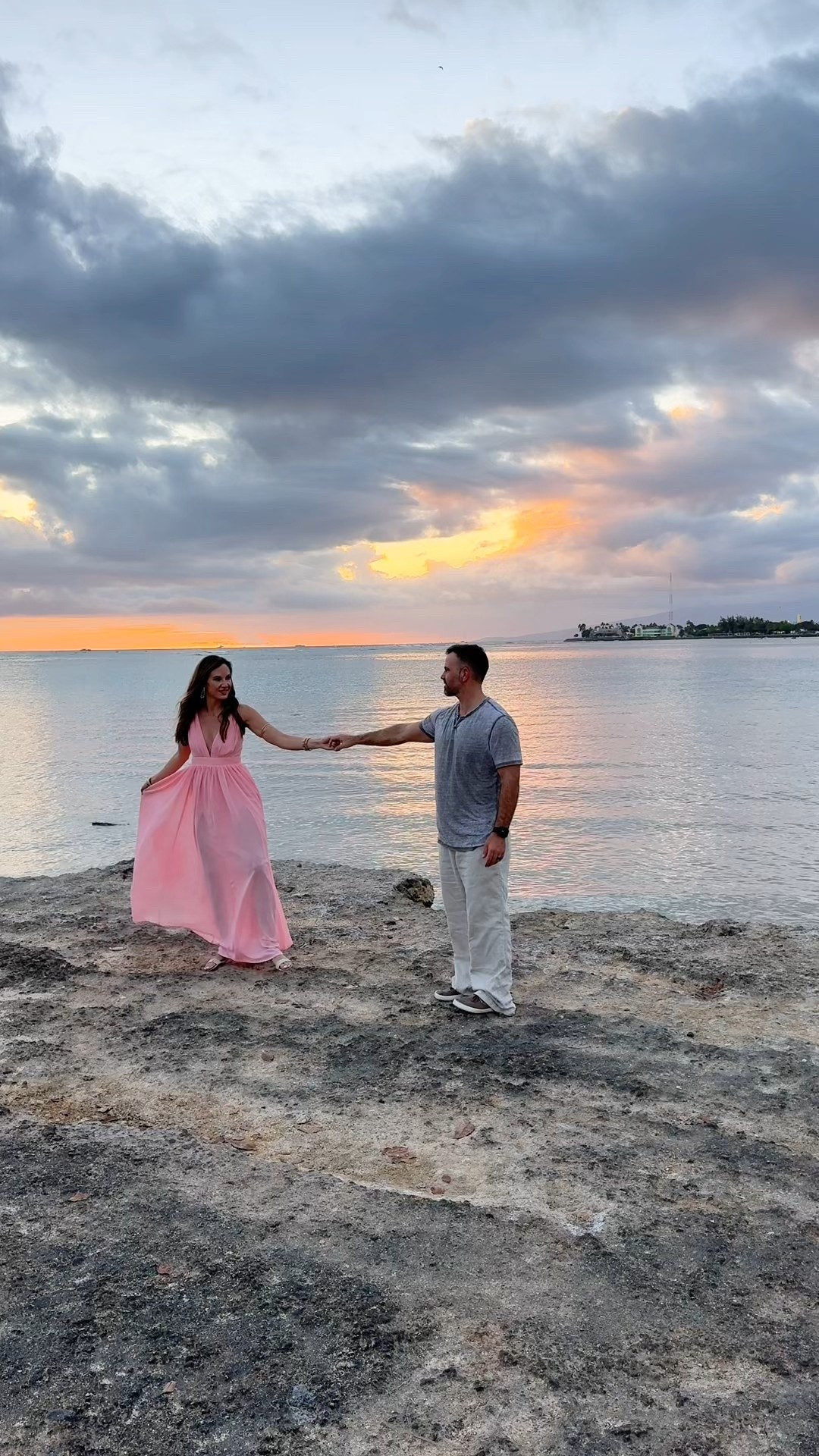 Taking gorgeous sunset photos in Hawaii 

#LTKWatchNow #LTKStyleTip #LTKTravel