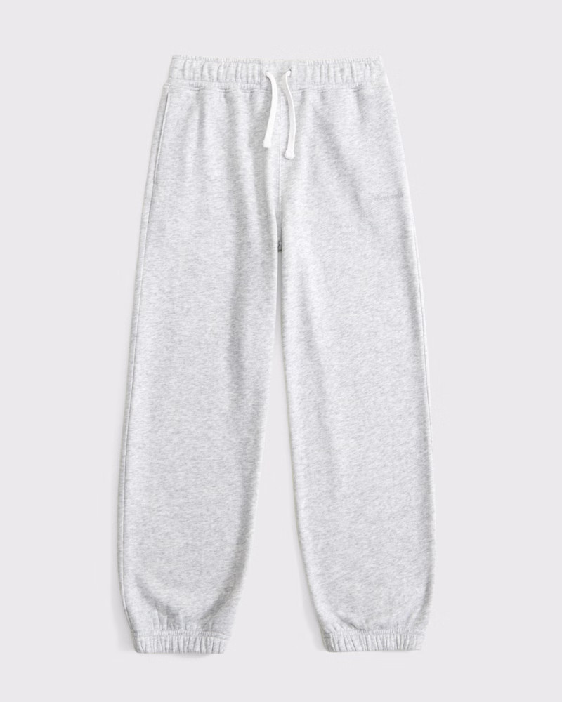 girls essential logo fleece sweatpants | girls bottoms | Abercrombie.com | Abercrombie & Fitch (US)