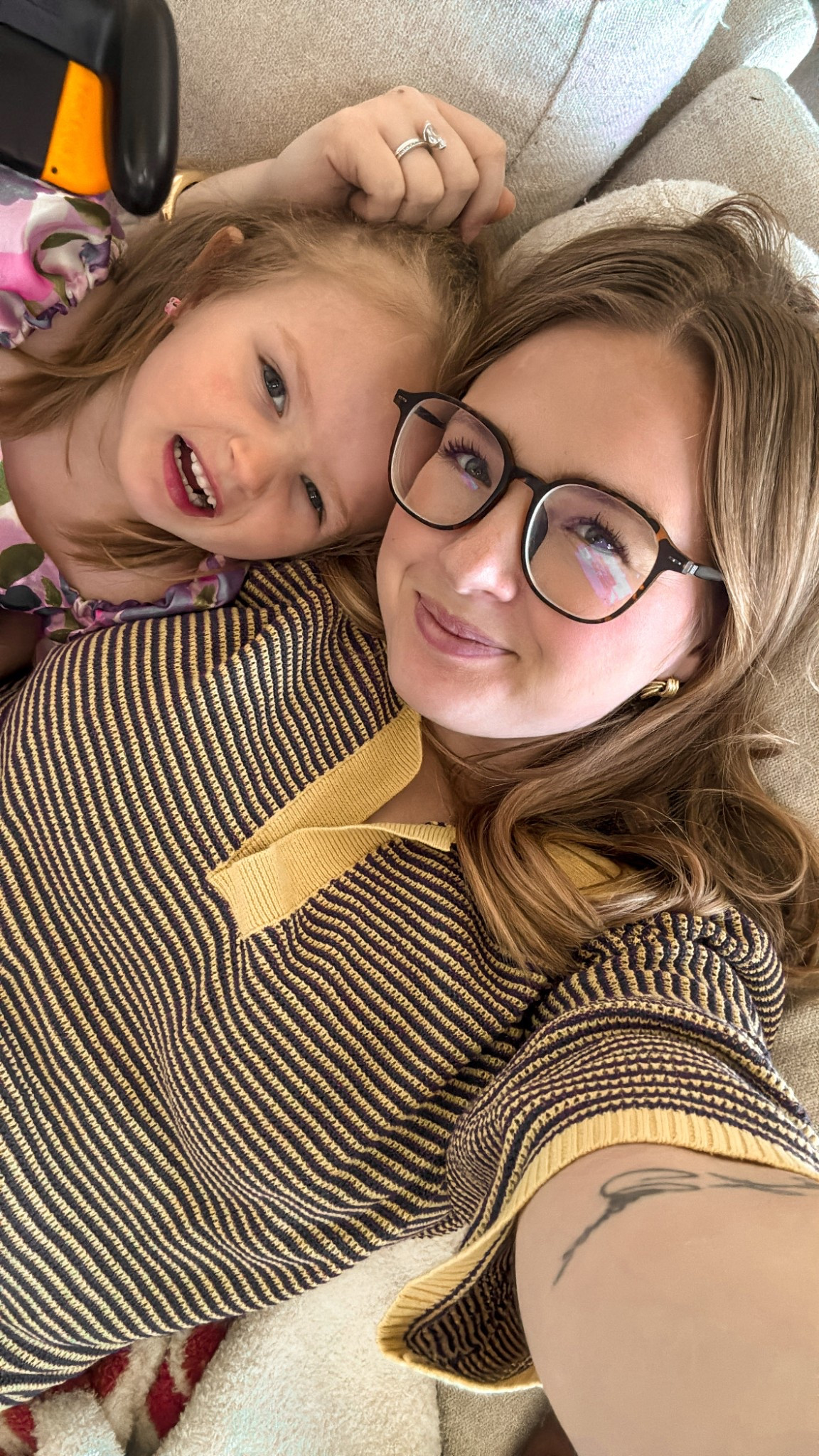 The best postpartum set! Comes in so many color combinations! The best part is that you don’t have to spend hours putting an outfit together. Just grab and go!

#LTKMidsize #LTKBump #LTKFindsUnder50