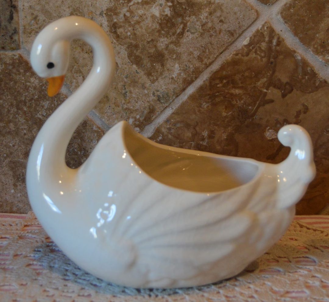 Sweet Vintage Swan Planter~Has Crazing~7" From Base To Top Of Head~8 1/4" Long | Etsy (US)