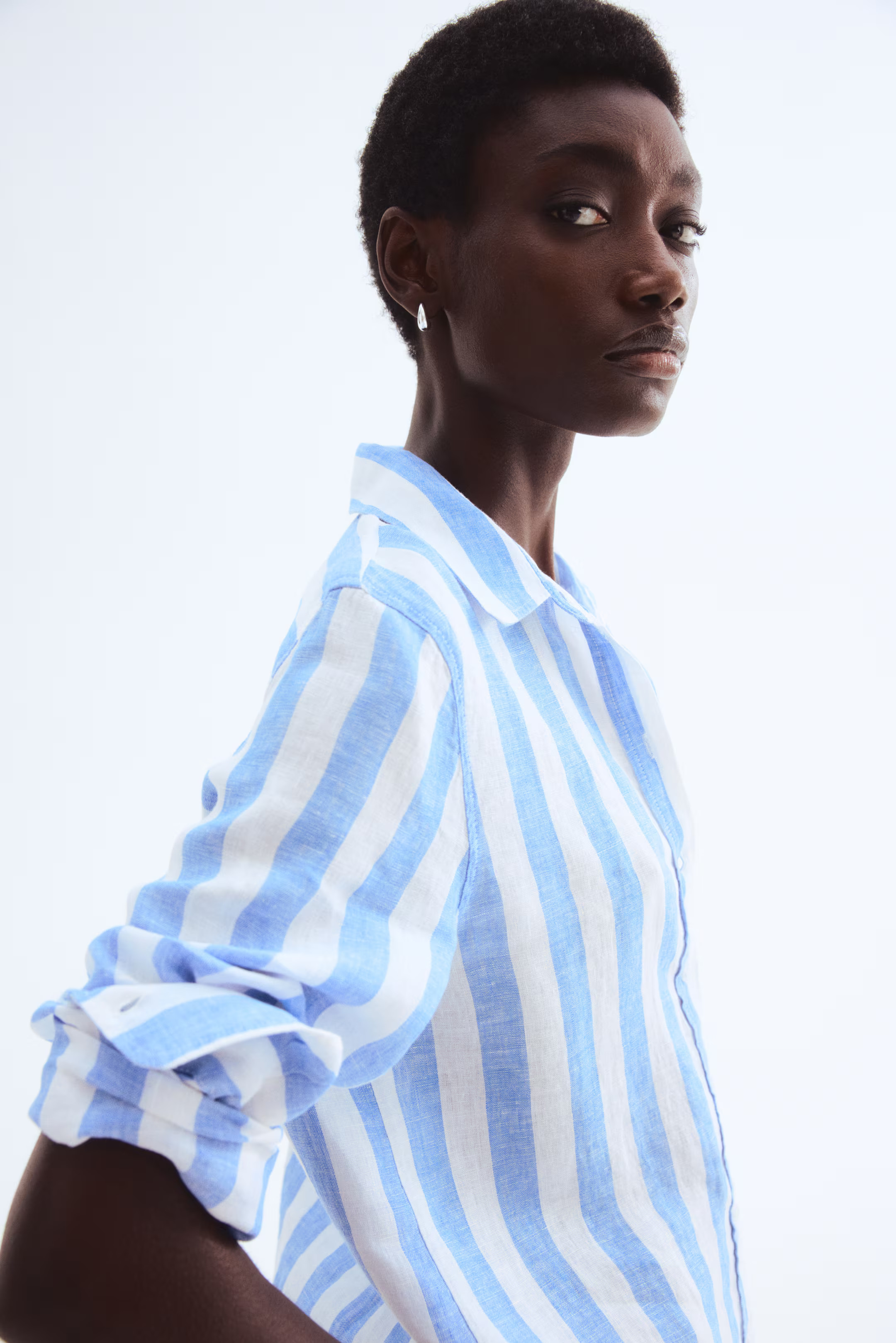 Linen shirt | H&M (UK, MY, IN, SG, PH, TW, HK)