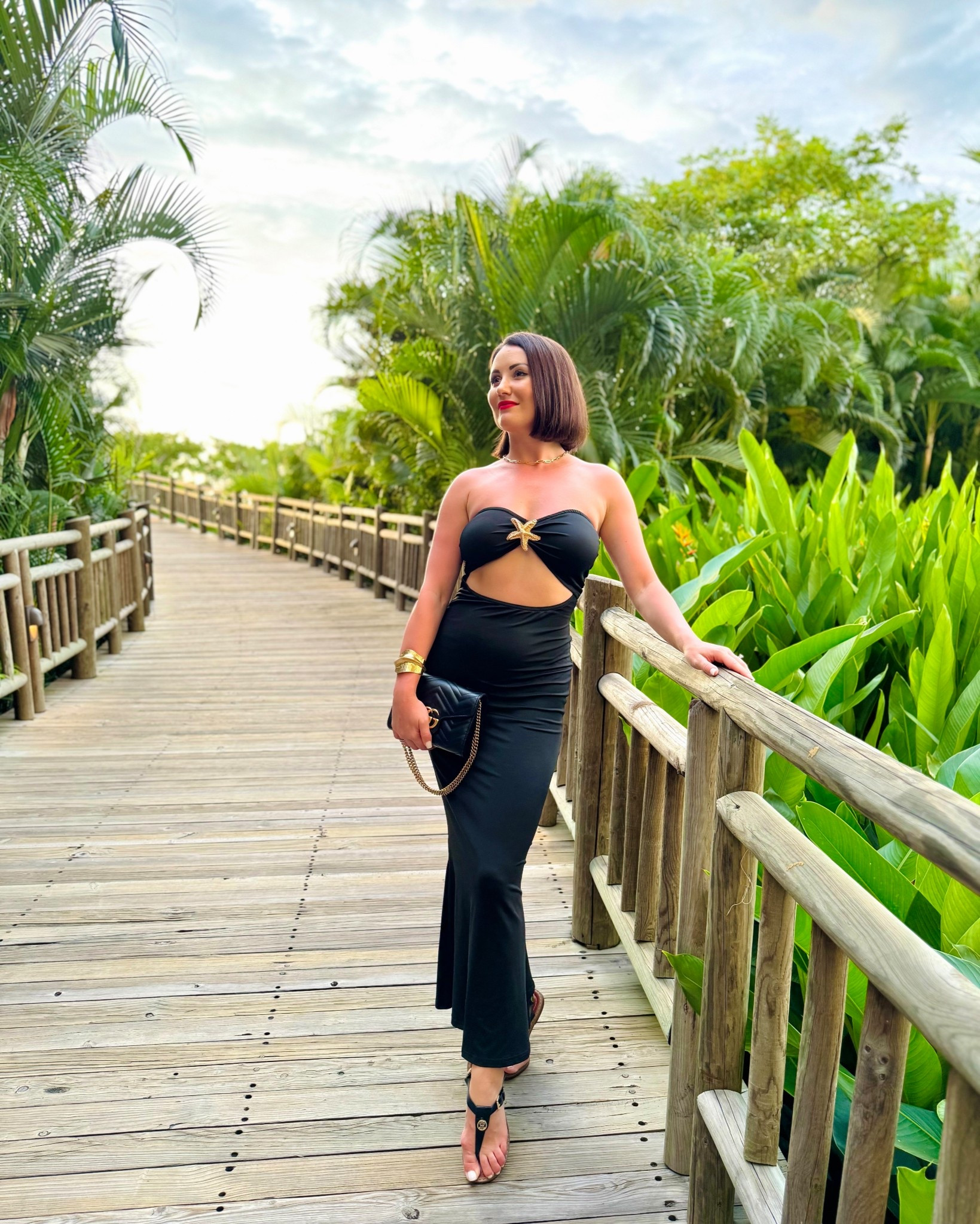 Black dress, golden energy 🖤

#LTKStyleTip #LTKFindsUnder50 #LTKSeasonal