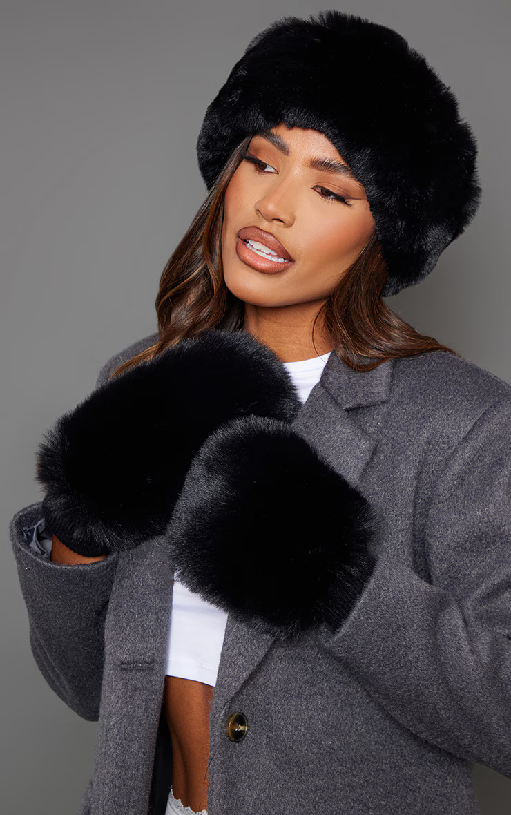 Black Soft Faux Fur Beanie | PrettyLittleThing US