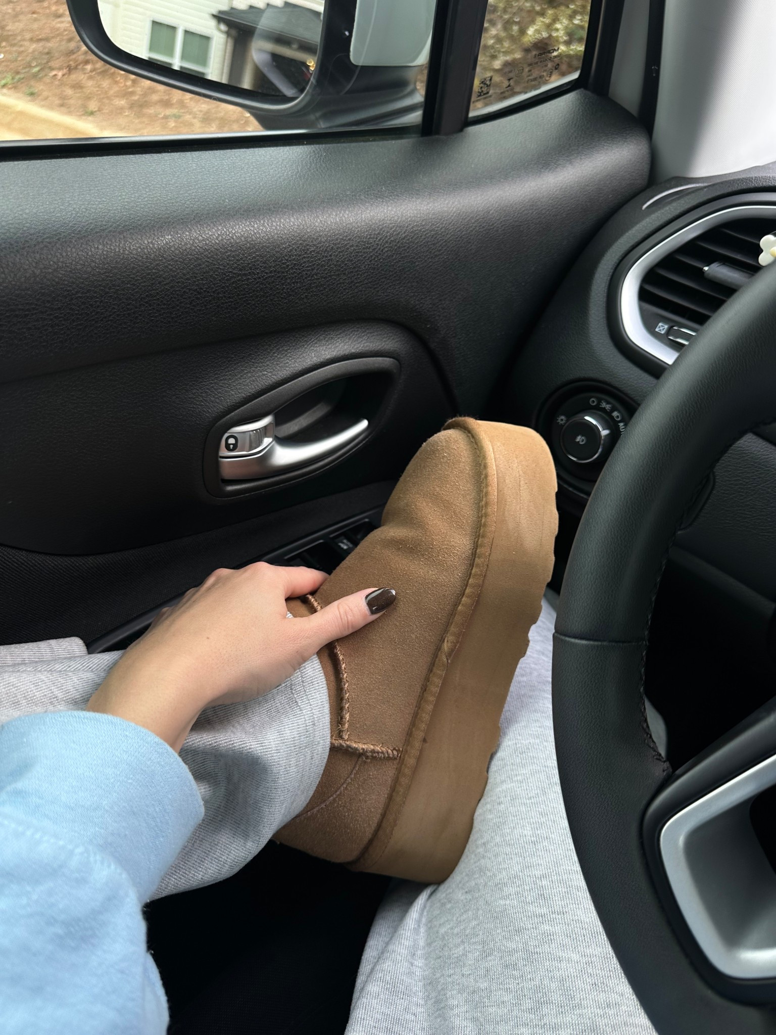 ugg lookalike platform winter boots! so cute and soo comfy #winterfashion #winteroutfits #holidays #boots

#LTKGiftGuide #LTKHoliday