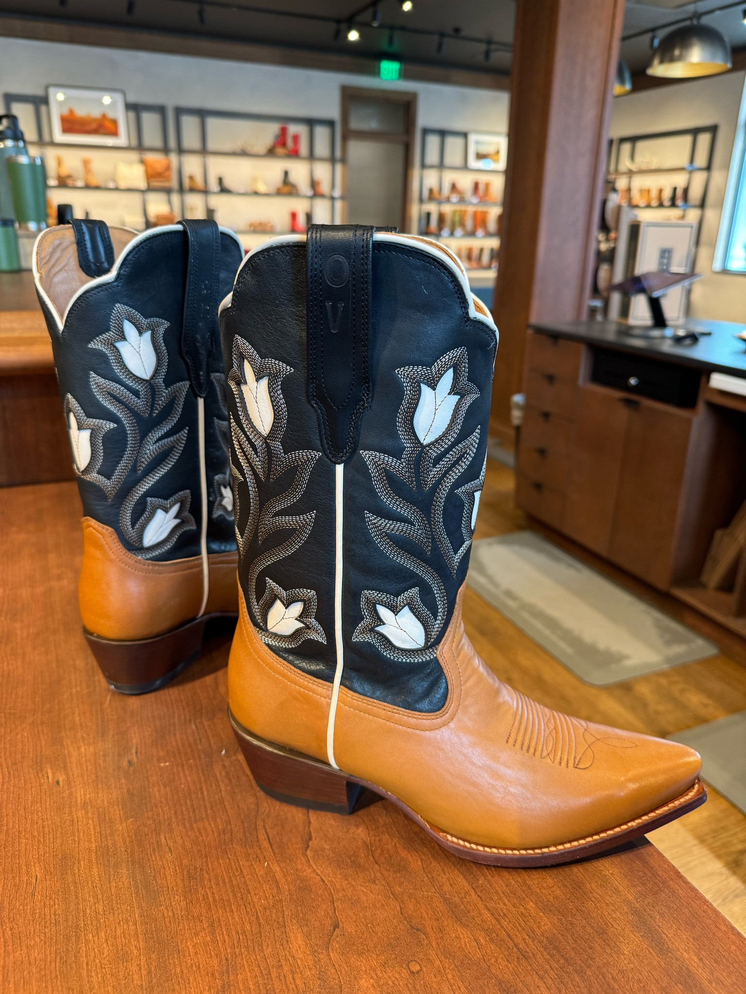 Tecova boots! 

#LTKStyleTip #LTKShoeCrush #LTKSeasonal