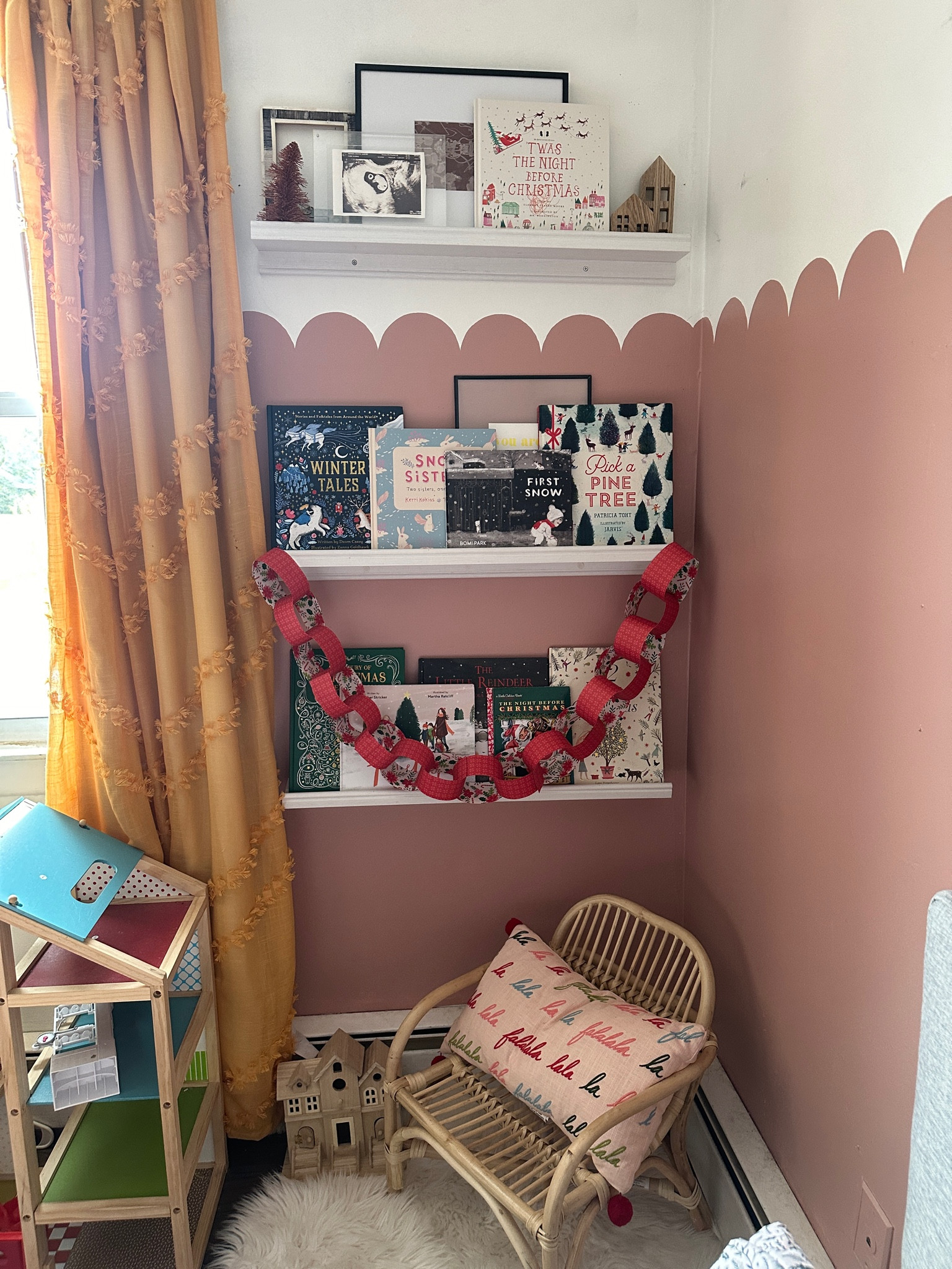 Christmas books

#LTKSeasonal #LTKGiftGuide #LTKHoliday