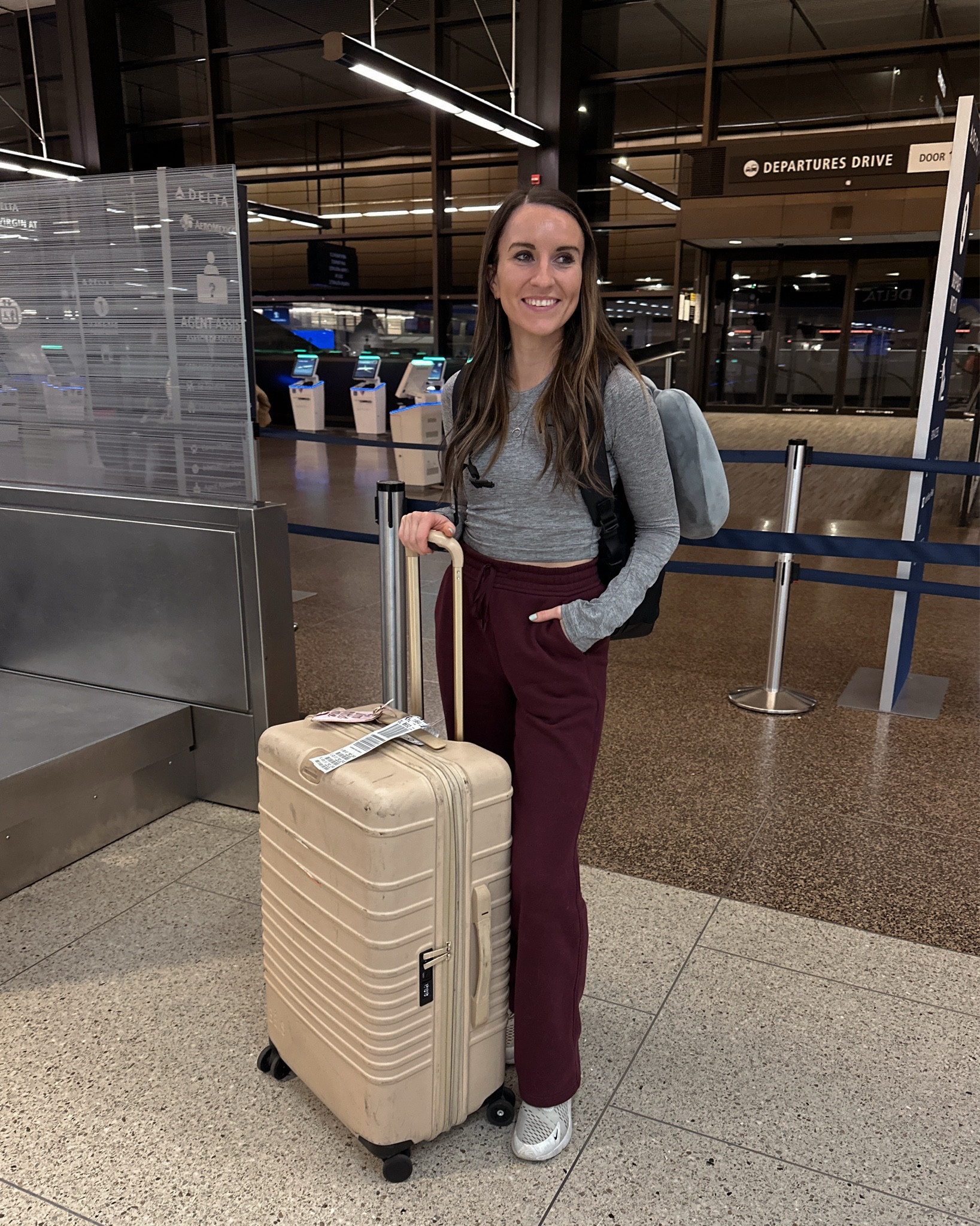 travel ootd! comfy outfit always, especially for a red eye flight. cozy sweatpants from amazon, and best luggage i’ve had by far from beis ✈️

#LTKdayinmylife #LTKTravel #LTKootd
