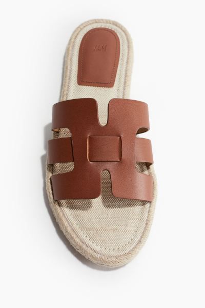 Espadrille sandals - Brown - Ladies | H&M GB | H&M (UK, MY, IN, SG, PH, TW, HK)