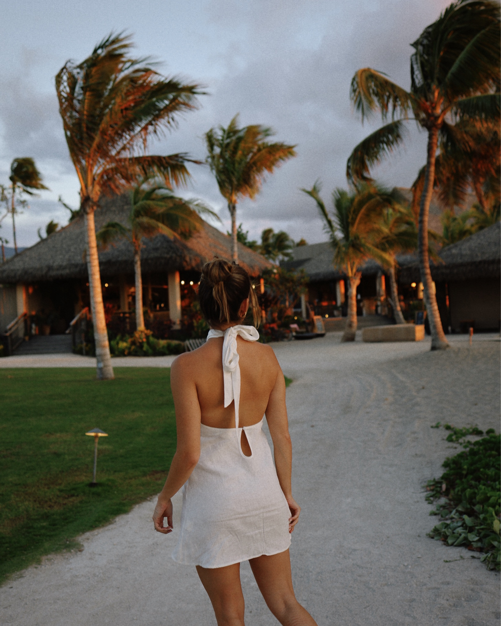 Hawaii outfit inspo🤍🤍 this dress was my favvvv! It’s perfection and especially for brides. Wearing a size AUS 6 