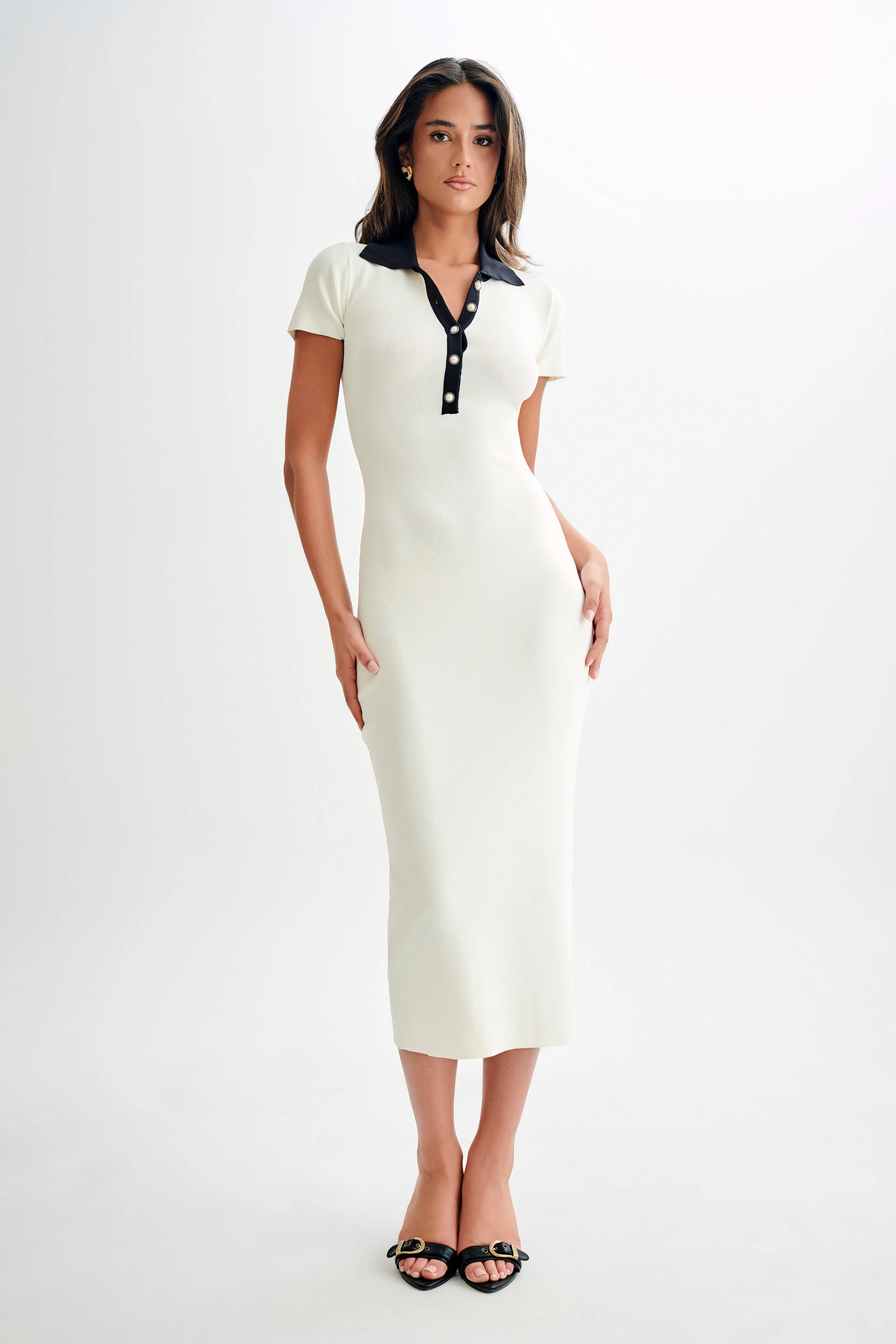 Jessamine Collared Contrast Maxi Dress - Ivory | MESHKI US