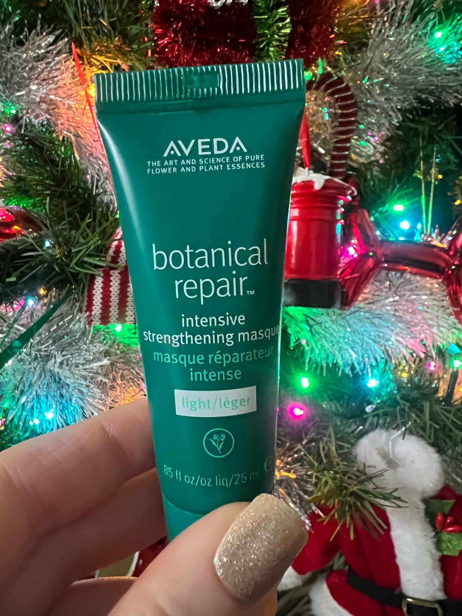 Day 5 of the Marks &amp; Spencer beauty advent calendar &amp; I got Aveda botanical repair intensive strengthening masque. I’ve used their hair care products from previous calendars &amp; it’s good 👍🏻. 



#LTKstyletip #LTKuk #LTKbeauty