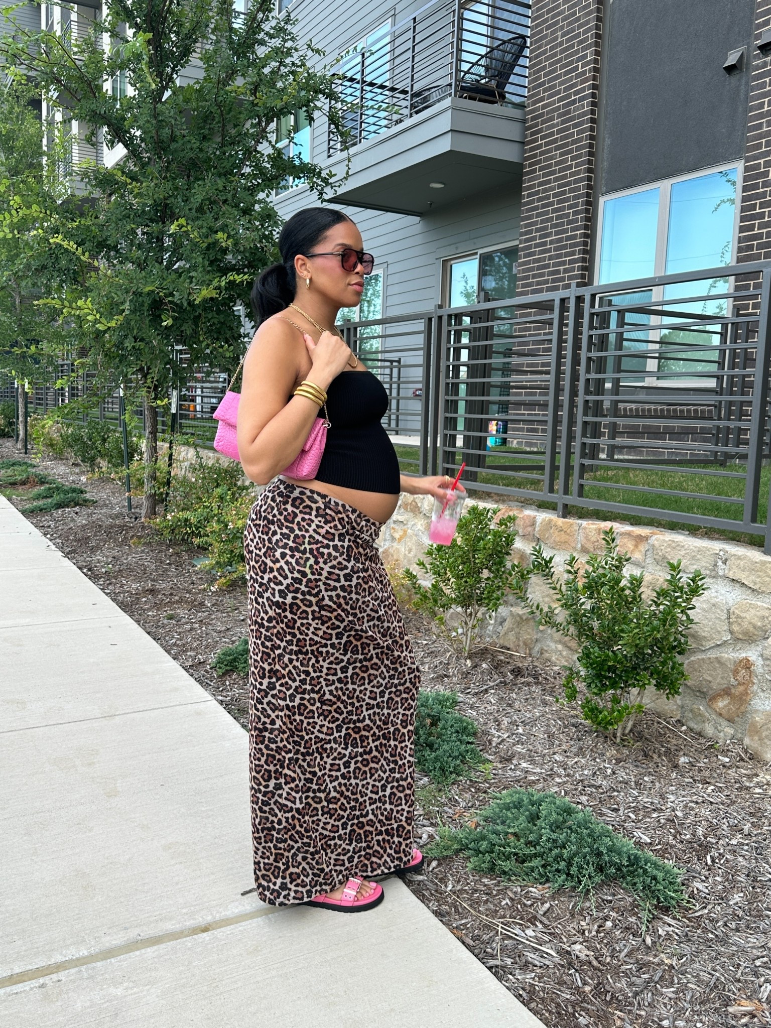 Summer day date outfit 


#LTKMidsize #LTKShoeCrush #LTKBump