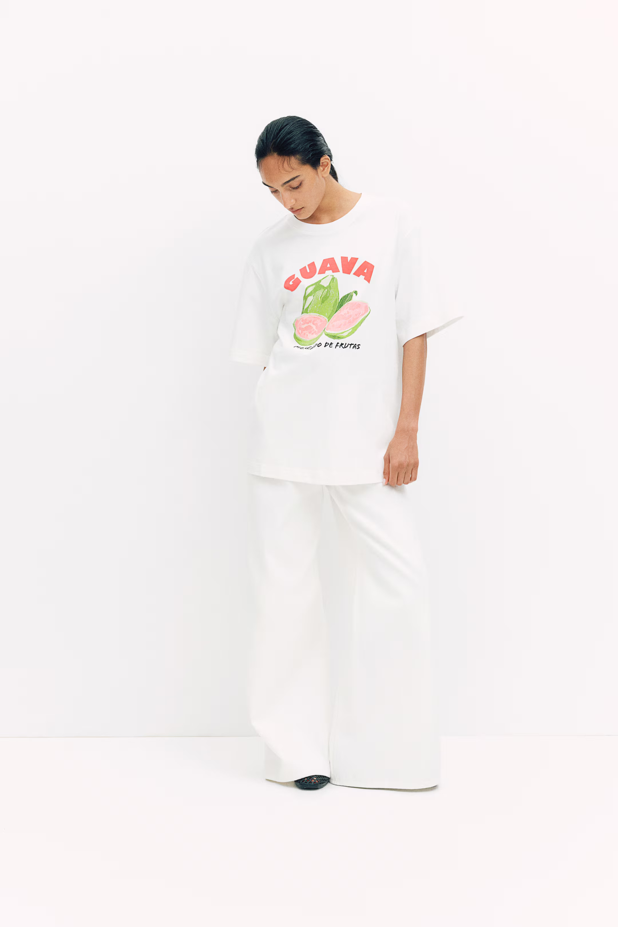 T-Shirt with Printed Motif | H&M (US + CA)