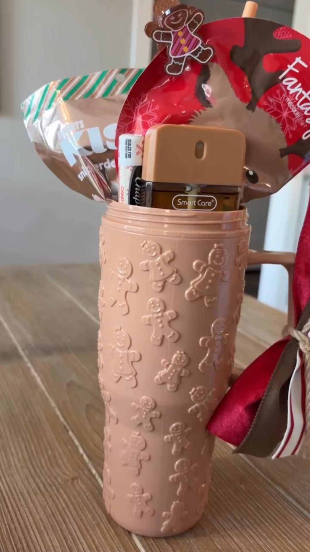 I love these tumblers so much! They’re stinking cute! And these tiny Christmas hair clips?? So fun! Tumbler gifts never get old for me, do you feel the same? Or are you sick of seeing them? I just think they’re a cute and simple gift for anyone on your list and so easy to personalize! But what are your thoughts? ⠀
⠀
#GiftyGirl #GiftyGirlOfficial #CozySeason #GiftIdeas #GiftInspo #ChristmasGiftIdeas #WalmartFinds #TumblerGifts #CuteGiftIdeas #SimpleGift #TisTheSeason #ChristmasGifting

#LTKGiftGuide #LTKHoliday #LTKSeasonal