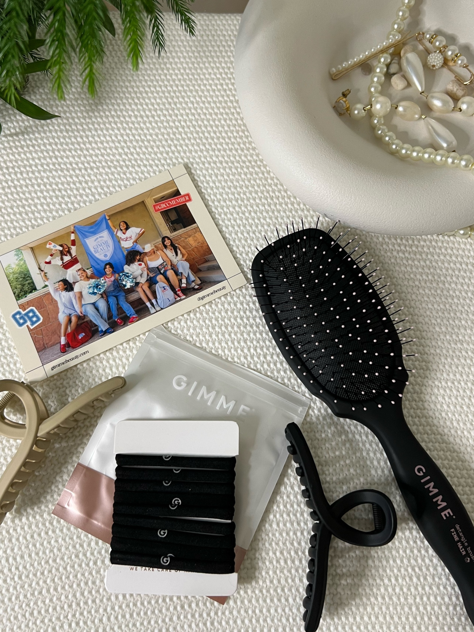 Hair essentials 🎀💇🏼‍♀️

#LTKStyleTip #LTKFindsUnder50 #LTKHoliday