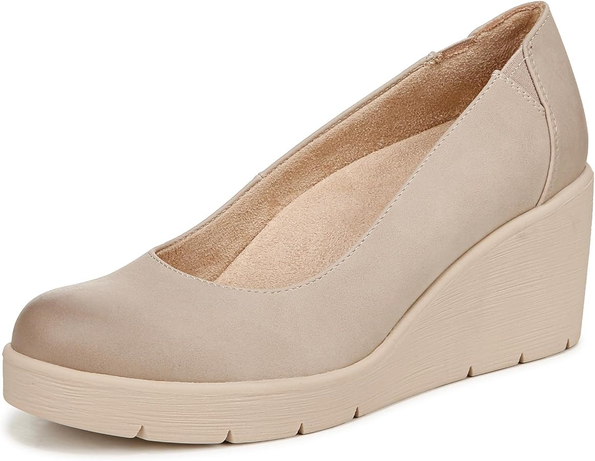 Naturalizer Women's Soul, About Time Wedge | Amazon (US)