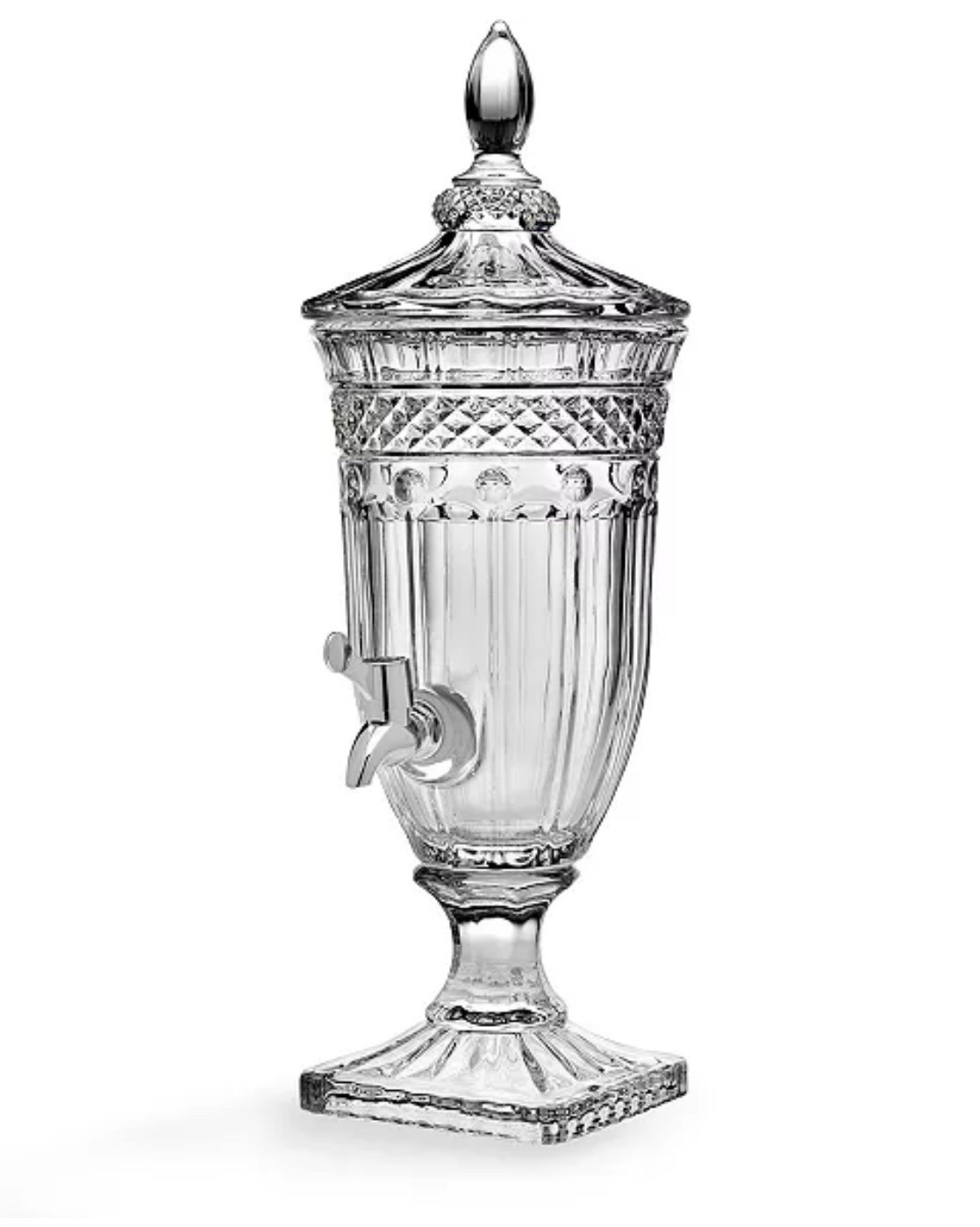 This beautiful crystal beverage dispenser is on sale for $40!!!

It would be so beautiful at any gathering filled with water, tea or a cocktail. 

Definitely adding to my cart! 

summer gathering • entertaining • beverage dispenser •

#LTKHome #LTKSeasonal #LTKOver40