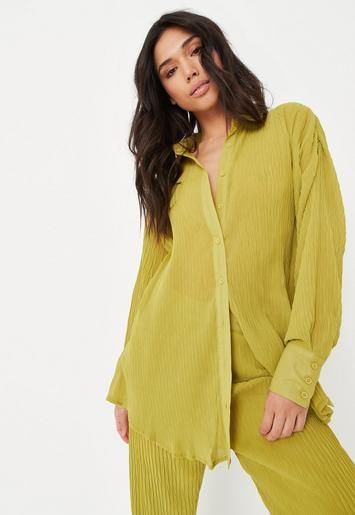 Missguided - Green Co Ord Crinkle Extreme Oversized Sheer Shirt | Missguided (UK & IE)