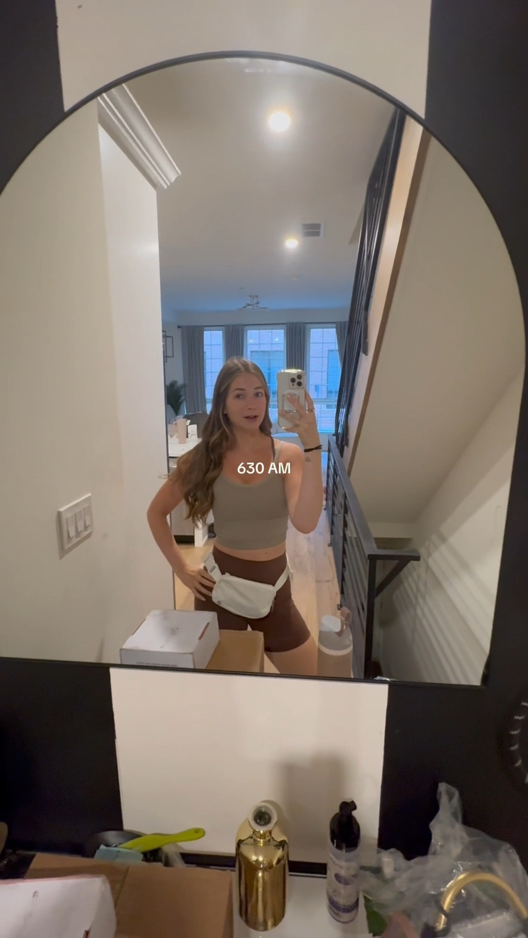 Size small top, medium sports bra, small/4 biker shorts, 8 sneakers. Everything true to size !! 