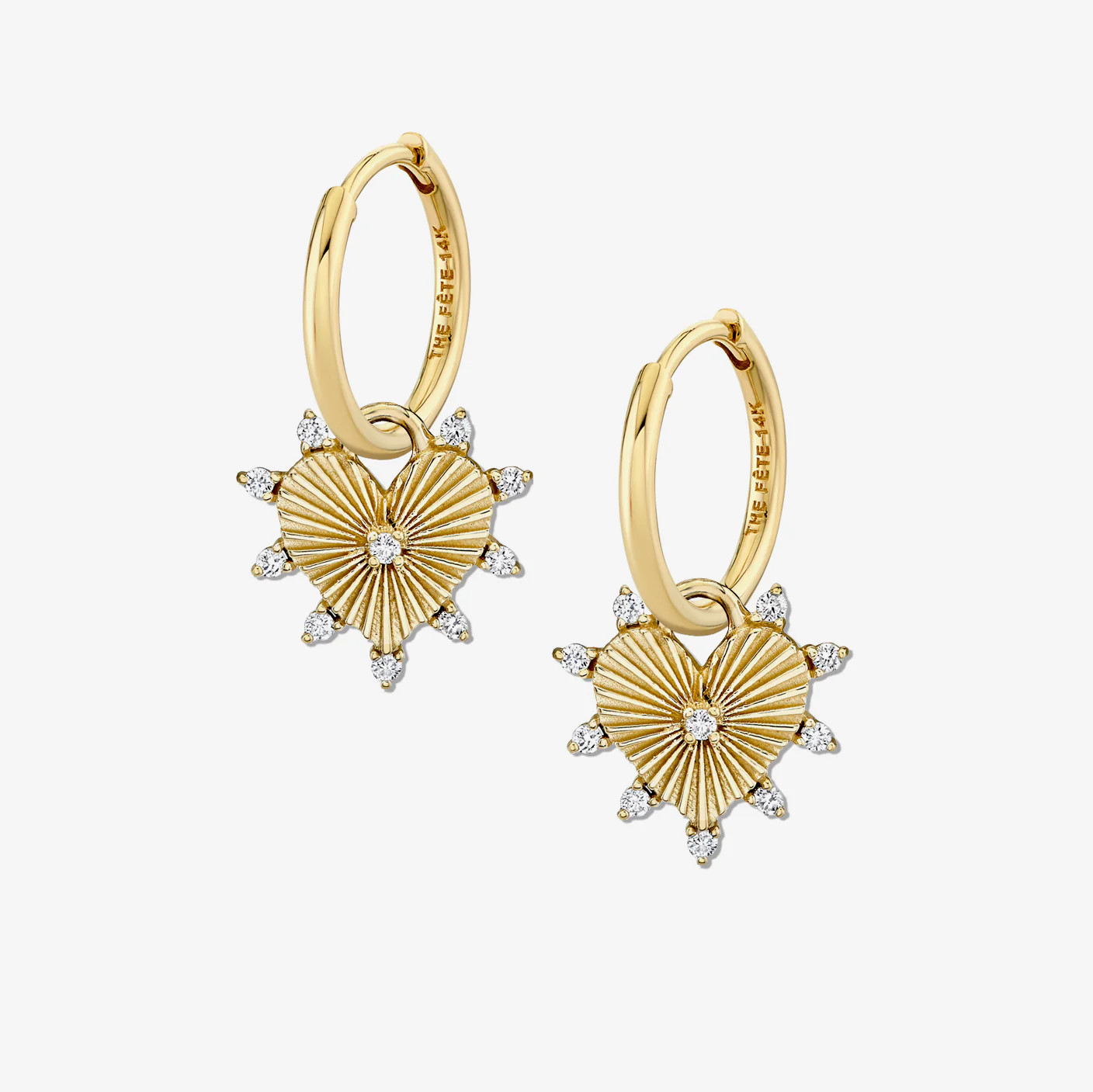 HALO HEART EARRINGS / PETITE | The Fête