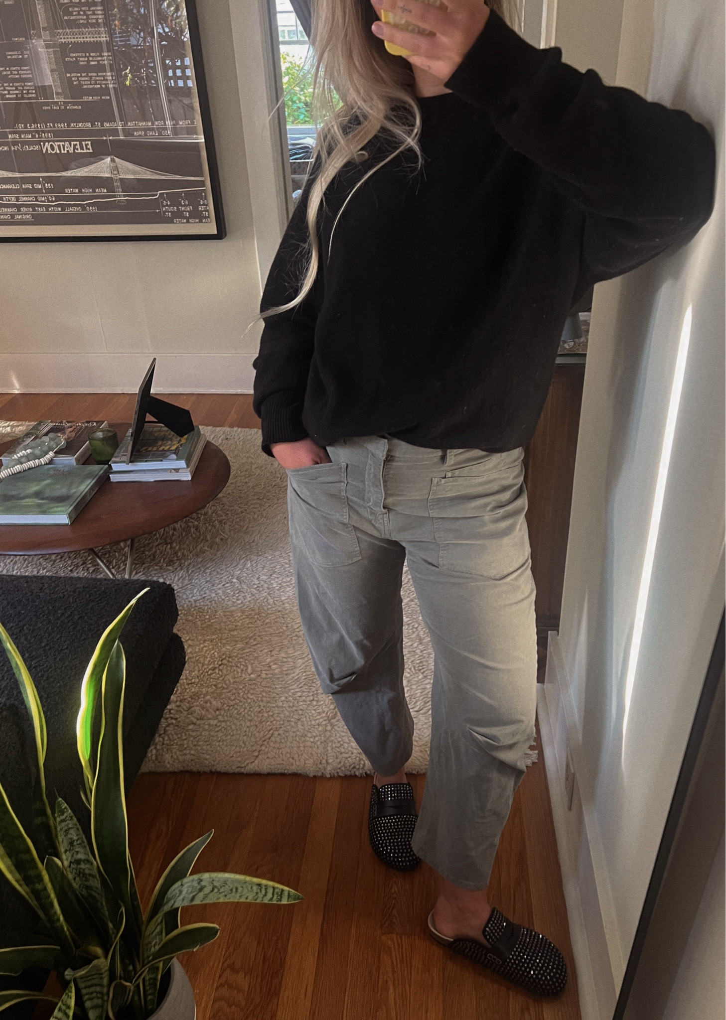 a cashmere sweater, Shon pants, and some sort of slide has become my uniform 

#LTKSeasonal #LTKWorkwear #LTKStyleTip