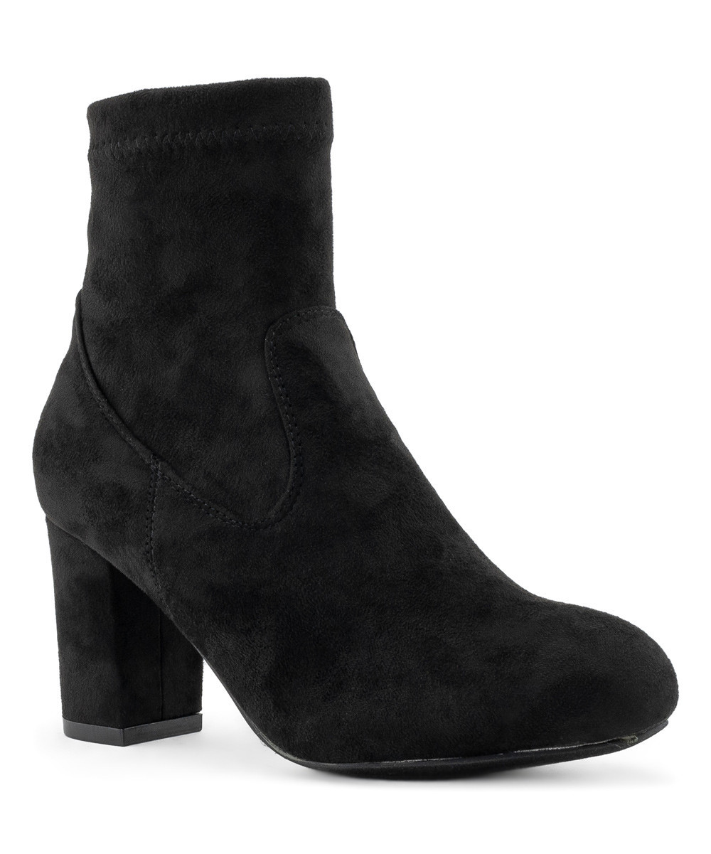 Room of Fashion Women's Casual boots Black - Black Block Heel Isabel Bootie - Women | Zulily