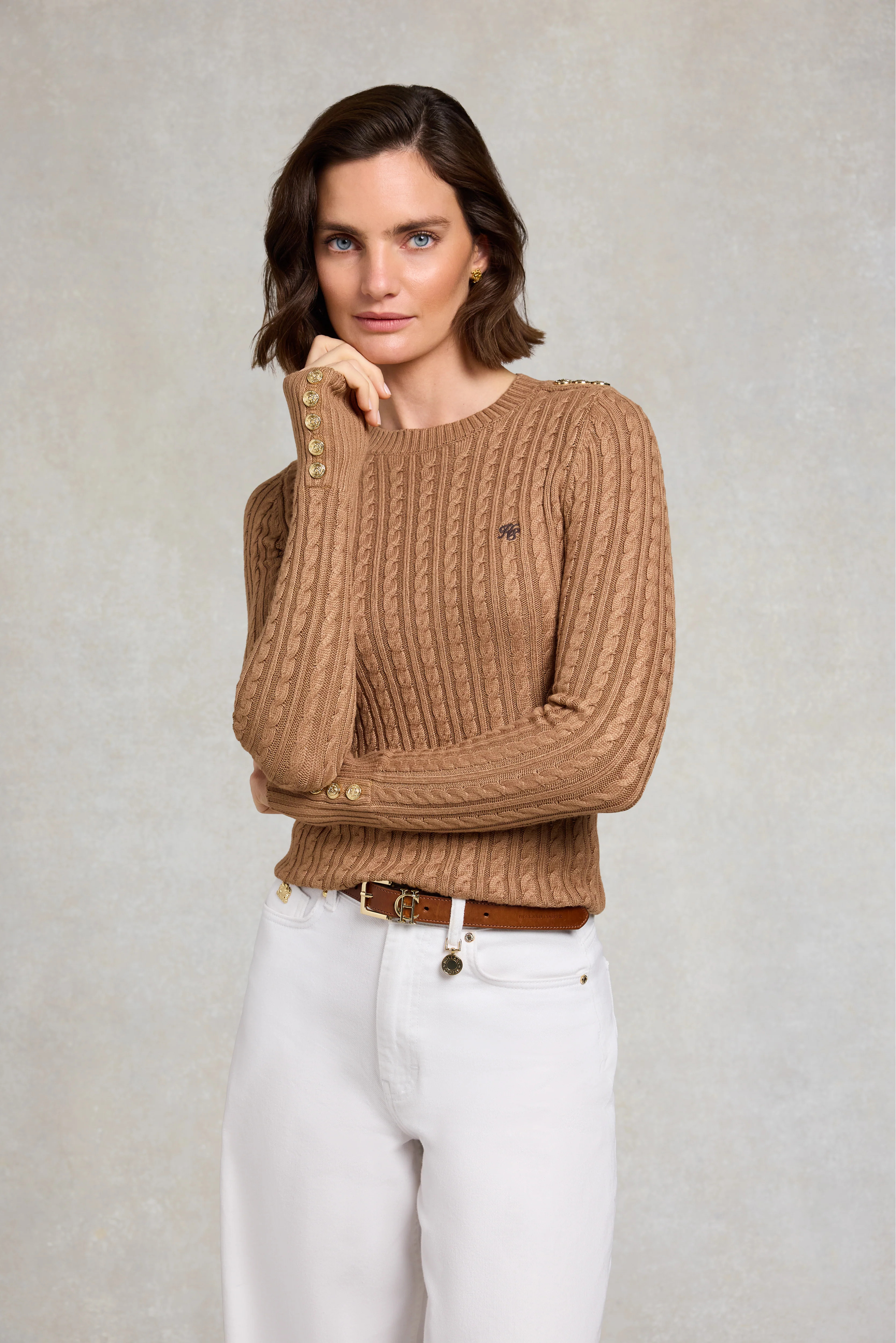 Seattle Cable Crew Knit (Dark Camel) | Holland Cooper