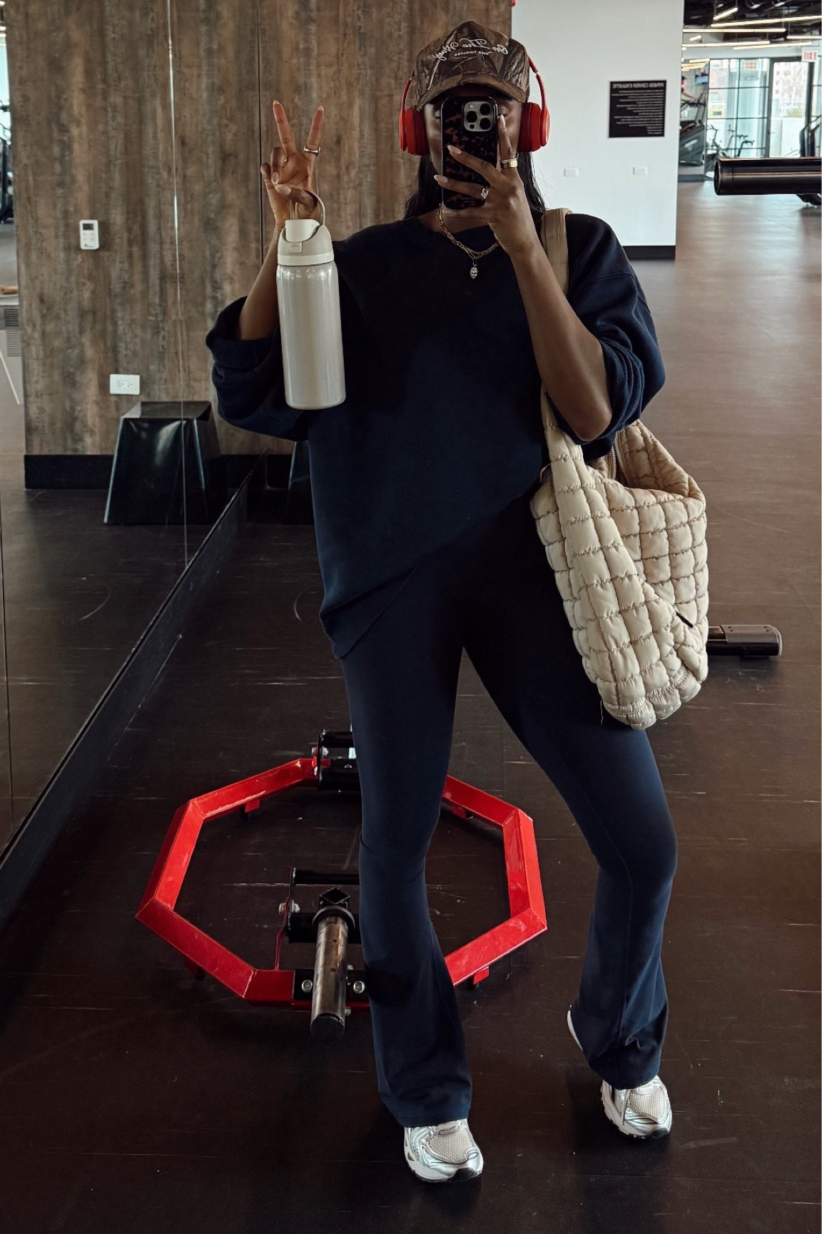 The best flares I own 💙

#LTKFindsUnder100 #LTKFindsUnder50 #LTKActive