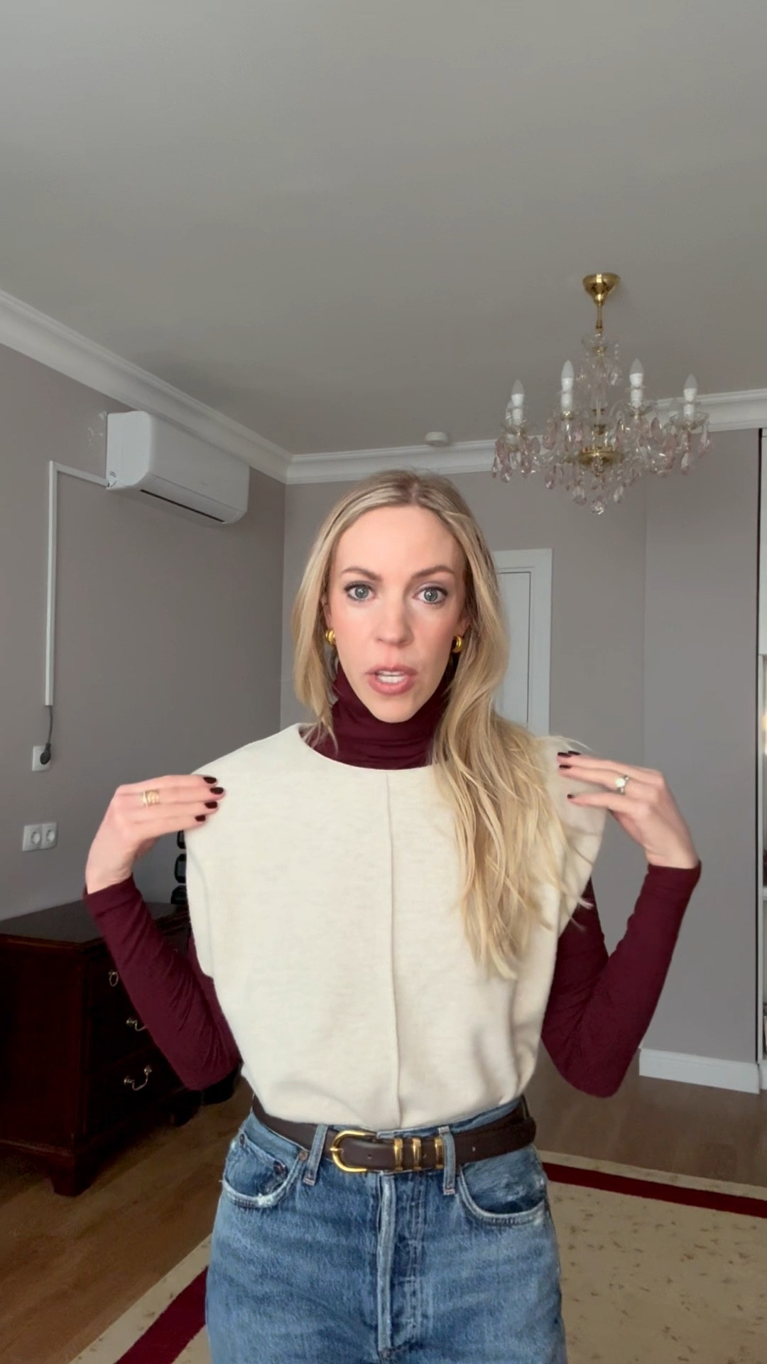 Love this sleeveless sweater - it has shoulder pads! I’ll be using it as a layering piece this winter 

#LTKSeasonal #LTKFindsUnder50 #LTKStyleTip