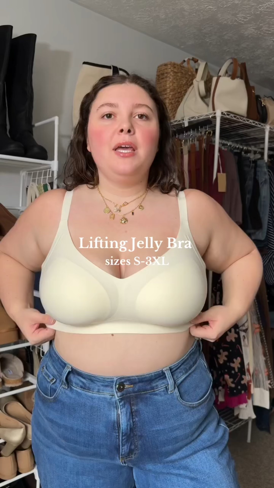 If you have heavy girls try this 🫶🏻 #comfortbra #jellybra #plussizebra #loungebra #seamlessbra

#LTKPlusSize #LTKSaleAlert