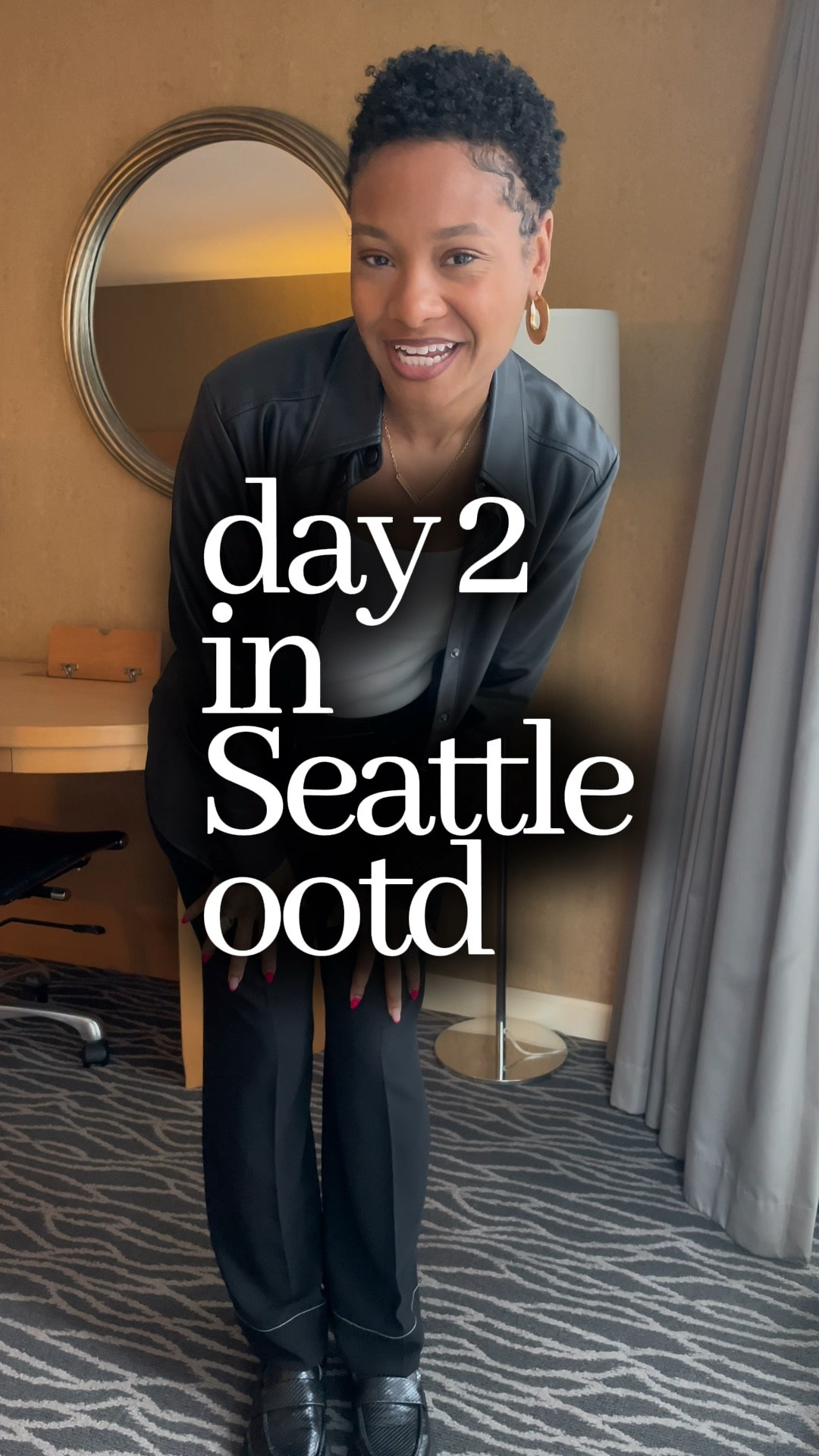 You can never go wrong with a classic black/white color combo! These pants were 33” but I got them hemmed about a half inch. I’m 5’4” btw

#LTKStyleTip #LTKPetite #LTKSeasonal