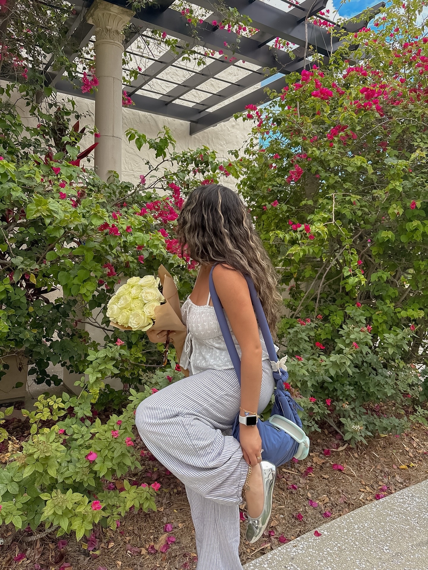 romanticizing really hot summer days 🌞🧜🏼‍♀️🦋💌🫐🍓🍦