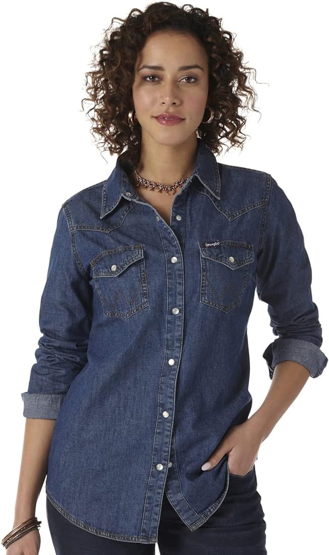 Wrangler Women's Retro Long Sleeve Western Denim Snap Shirt | Amazon (US)