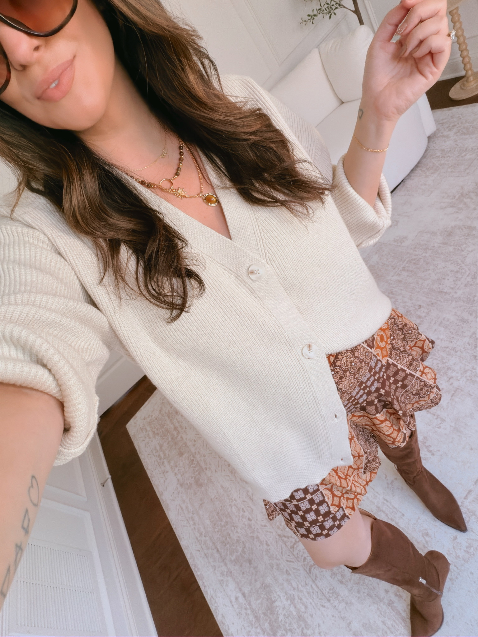 Wearing an XL in both pieces 

 #LTKSeasonal #LTKMidsize