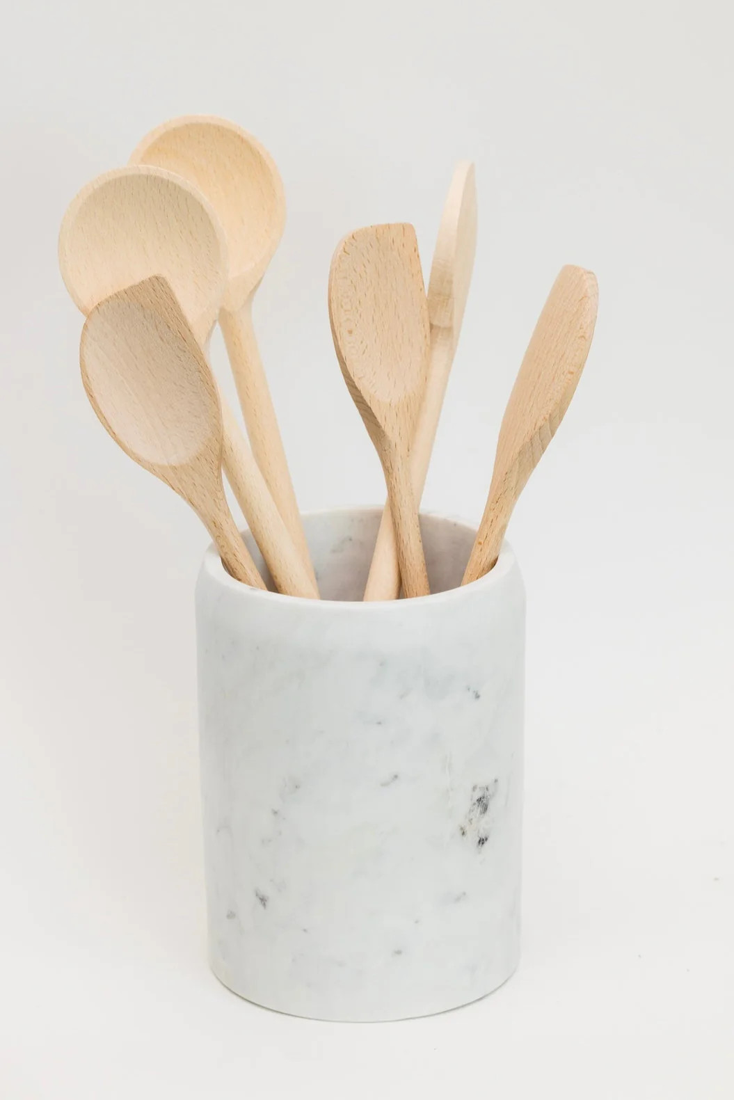 Abigail Marble Utensil Crock | THELIFESTYLEDCO
