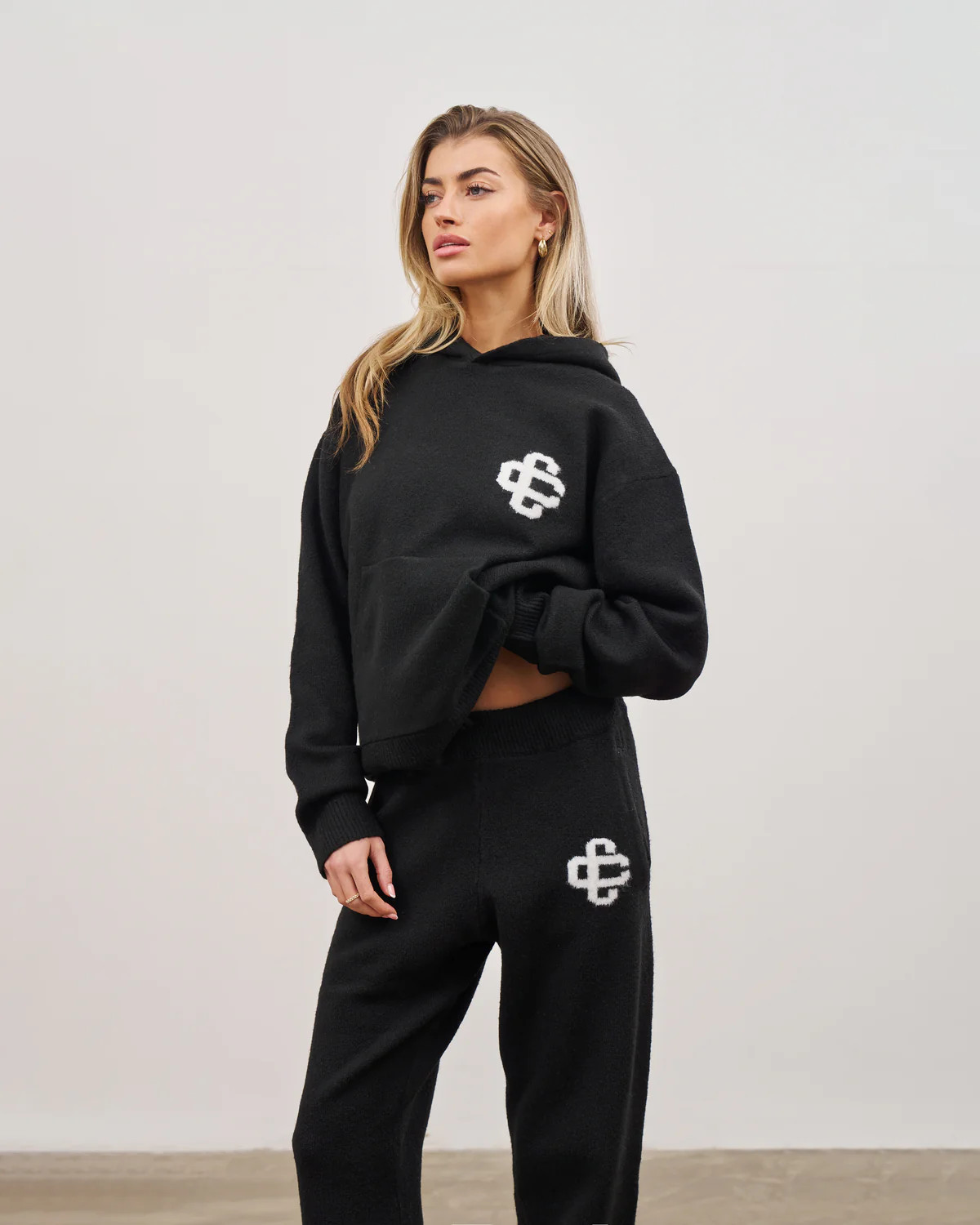 FLUFFY KNIT EMBLEM HOODIE - BLACK | The Couture Club