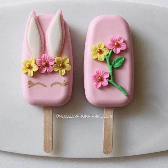 Easter Bunny & Floral Themed Cakesicles Easter Cakesicles | Etsy | Etsy (US)