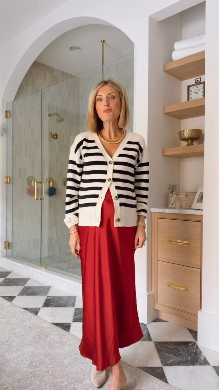 I cannot get over this striped cardigan from Amazon! The quality is so good & it will ship in time for you to have it for Thanksgiving! It’s also on sale for under $30! Wearing S in cardigan & M in skirt!

Loverly Grey, Amazon, Thanksgiving outfit, holiday outfit, satin skirt, red skirt, striped cardigan, cyber week, Black Friday sale, Target

#LTKSaleAlert #LTKCyberWeek