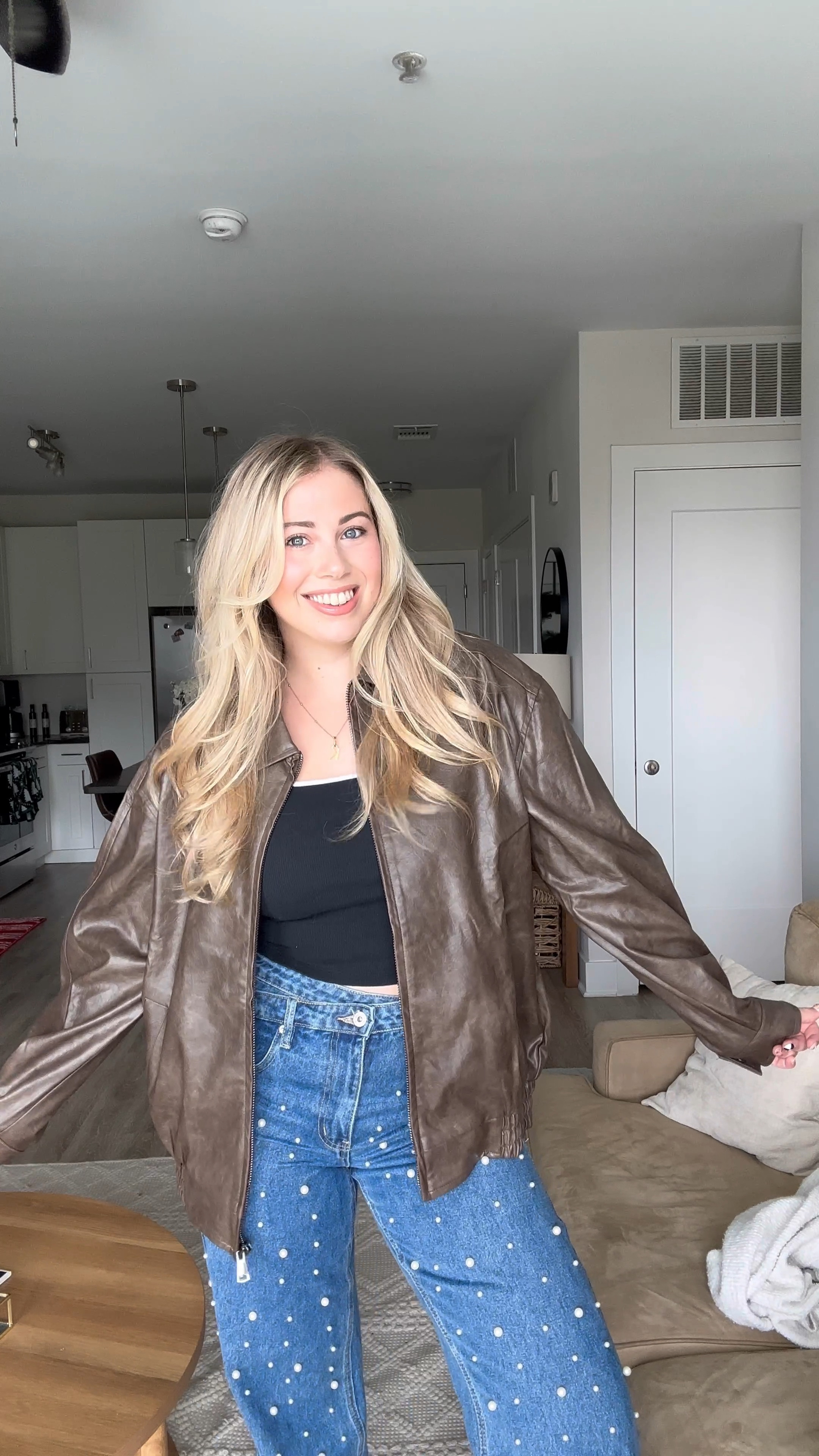 One of my favorite winter clothing hauls with some essential winter wardrobe staples ❄️🤍 

#winterhaul #winteroutfits #clothinghaul #pearljeans 
Use code BX15KRISTEN

#LTKSeasonal #LTKHoliday