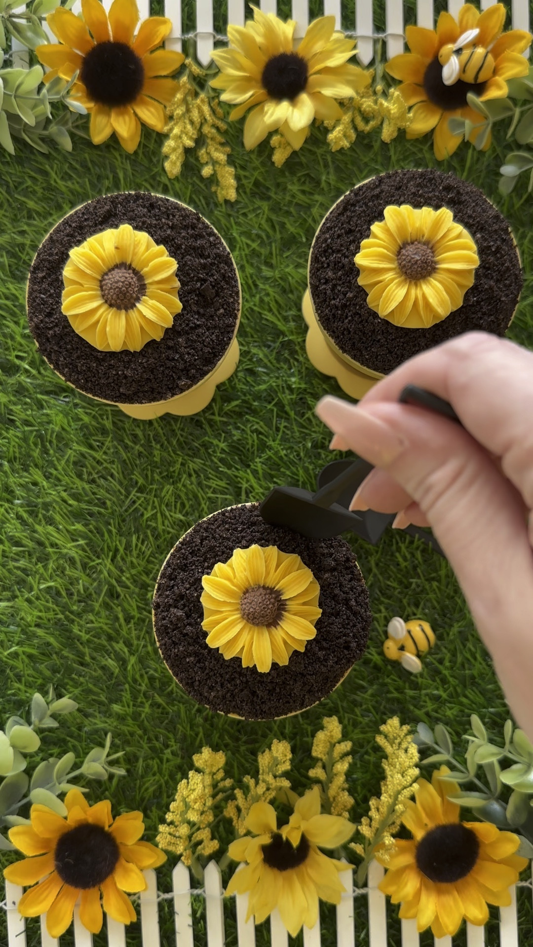 Celebrate summer with these fun sunflower dirt cake pots! 

#LTKSeasonal #LTKFind
