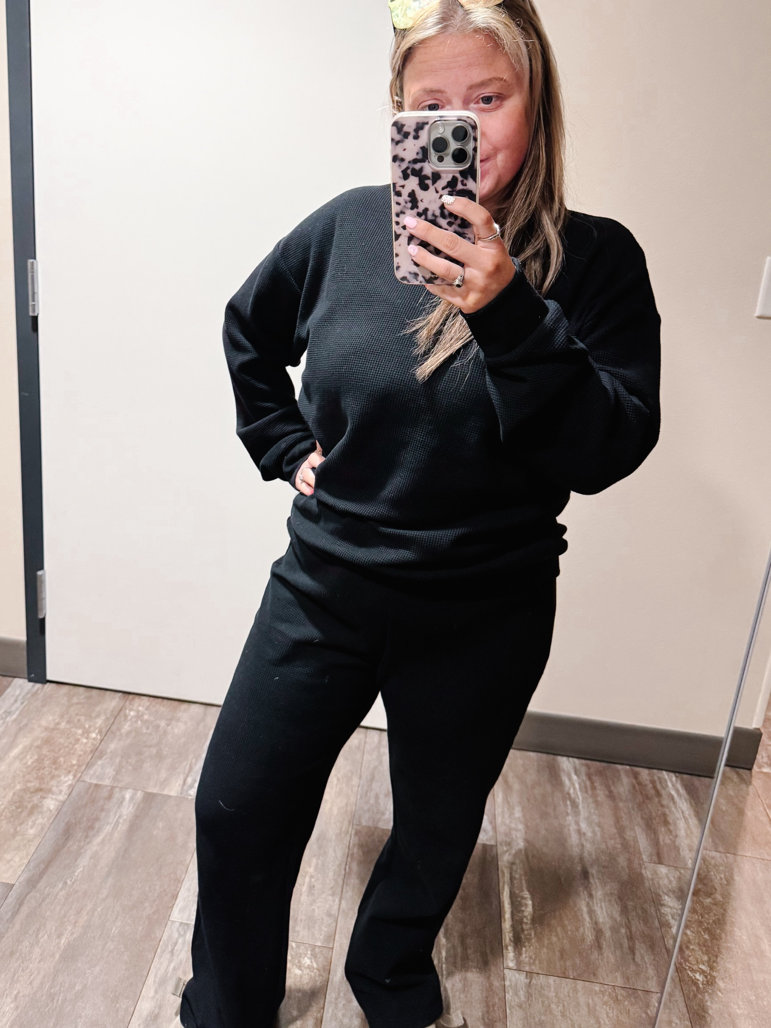 Traveling all day requires COMFRT

#LTKTravel #LTKWatchNow #LTKStyleTip