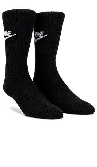 NK 3 Pack NSW Everyday Essential Crew Socks in Black | Revolve Clothing (Global)