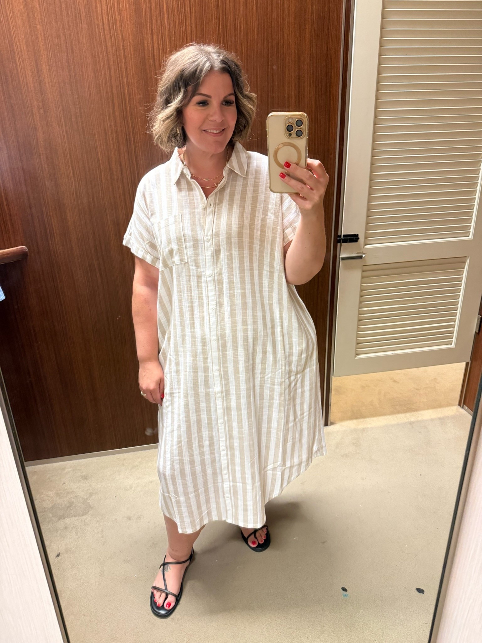 This maxi T-shirt dress is so cute and comfortable! So easy to throw on for those hot summer days. I’m wearing size XXL

#LTKFindsUnder100 #LTKPlusSize #LTKStyleTip