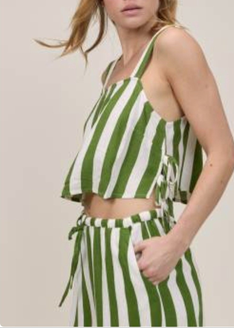 Petite linen trousers and top set for summer vacations

#LTKMidsize #LTKPetite